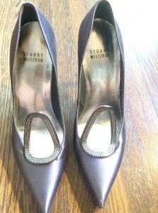 Stuart Weitzman gray satin shoes with crystals